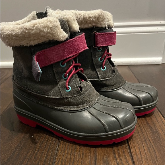 Cat & Jack Snow Boot - Size 12 - Picture 4 of 4